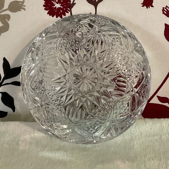 Vintage Riccardo Lead Crystal Ashtray $40 🤍 - Picture 5 of 8